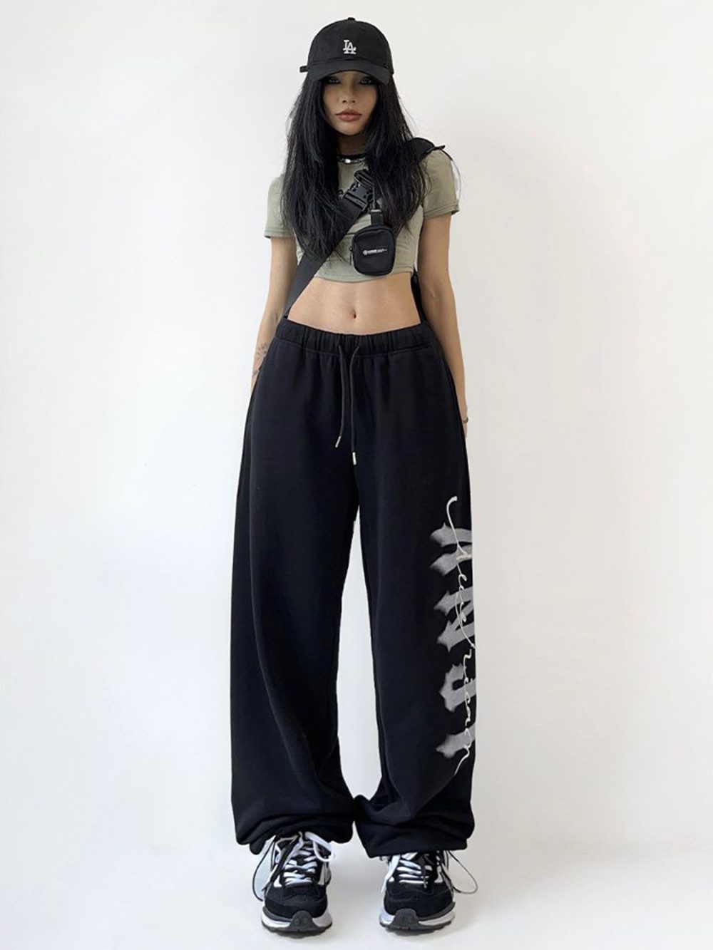 Meklis Manor Trendy printed sports-style pants - Image 2